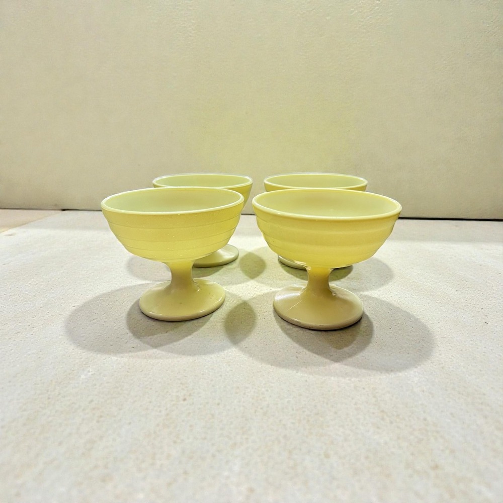 Vintage Set of 4 Hazel Atlas
Moderntone Platonite Sherbert Cup Lemon Yellow